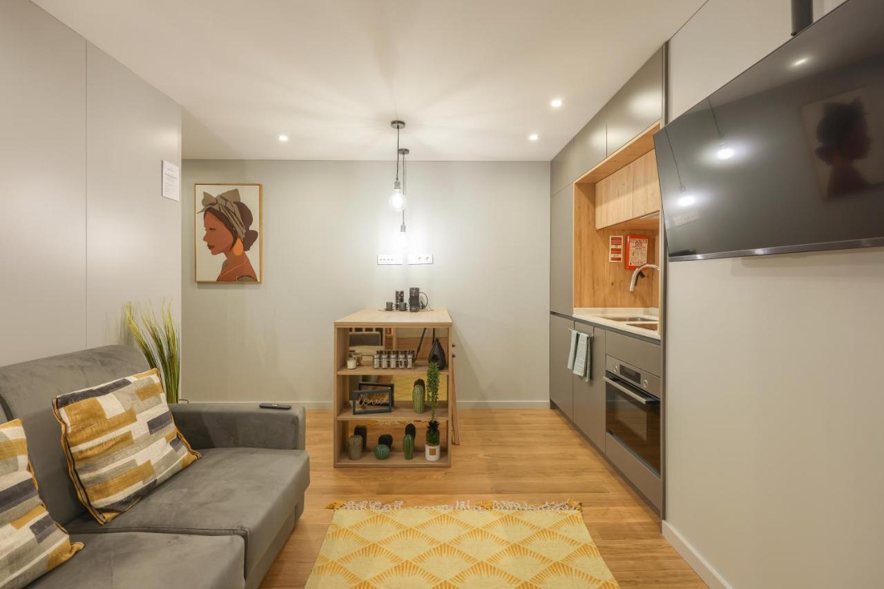Signature Aveiro City Flat By Home Sweet Home Aveiro Exterior photo
